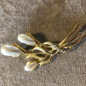 Vintage Gold Tone Pearl Brooch Pin Jewelry